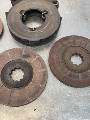 1967 International IH 444 Tractor Brake Actuator & Discs
