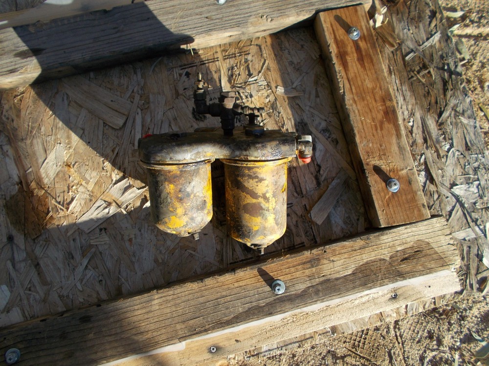 Used 1967 Case W-7 Loader, 301D Engine OEM Fuel Filter Housing # A40435