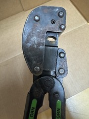 Unknown AMP Hand Crimping Tool MOD D Aircraft USA Green AS IS READ ? (69335) ?