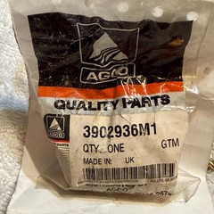 AGCO 3902936M1 Plug superseded, also listed as S-390293M1