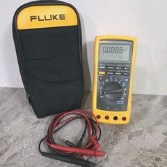 Fluke 189 True RMS Multimeter With Leads and Case Tested *Free Shipping*
