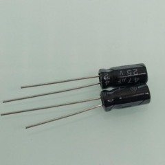 US Stock 50pcs Electrolytic Capacitors 47uF 47mfd 25V +105℃ Radial 5 x 11mm