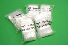 1-1/2″ Poly Bags 2mil Reclosable Square Baggies 1.5″ x 1.5″ Resealable 500 pcs
