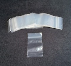 1.5inch(Wide) x 2inch(Length) 2mil Clear Plastic Reclosable Zipper Poly Bags