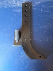 1PCS 16” Ripper Shank 4 Holes Box Blade Shank Scraper Shank with Teeth and Pins