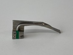 L27/L28: Lot of 8 Rusch Propper Emerald Piramal Blades