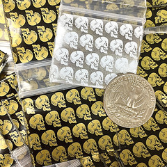 BaggiesSince1987 – 15125 Design Zip Bags 100PCS METALLIC 45DSN MIX, READ DETAILS