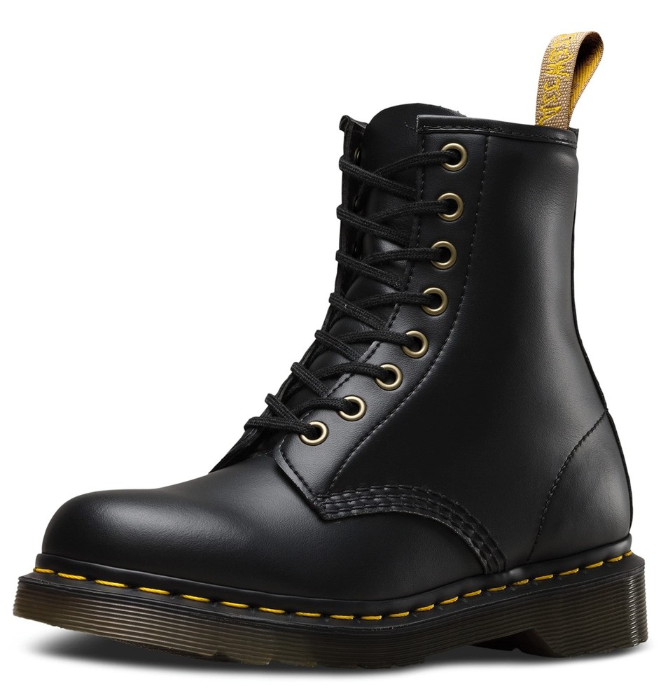 Dr. Martens Unisex-Adult 1460 Pascal 8 Eye Boot Fashion 12 Women/11 Men