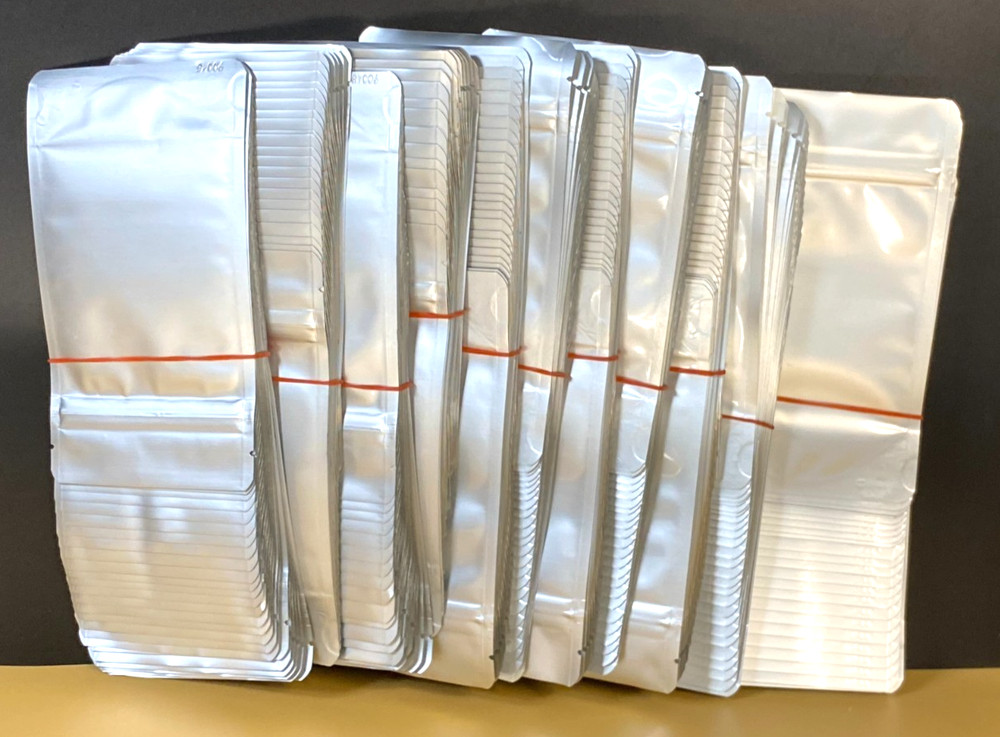 300 2oz Silver Foil Stand Up Pouches SUZP Easy Tear Mylar Bags Food Packaging