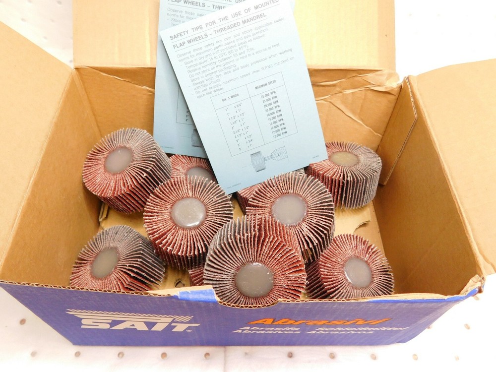 Sait Unmounted Flap Wheel Aluminum Oxide 2″ x 1″ x 1-1/4-20 60 Grit Qty 10 71040