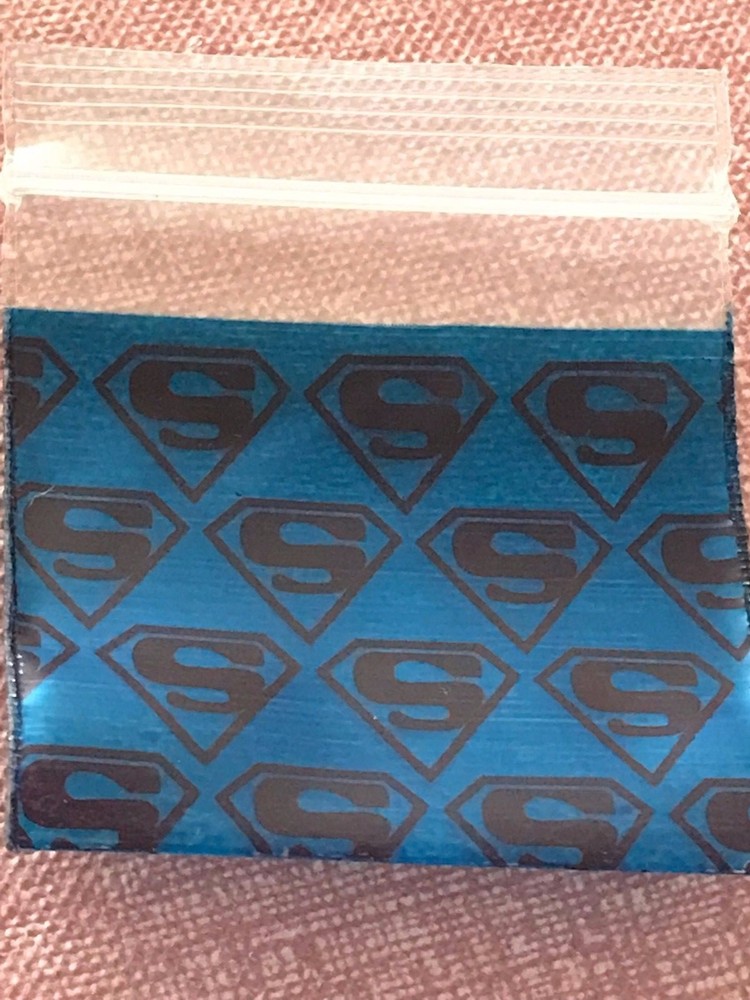 200 SMALL BAGGIES 1515 1.5″ X 1.5″ MINI RESEALABLE POLY DESIGNER BAGS SUPERMAN