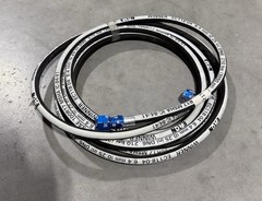 John Deere CASE NEW HOLLAND Oxbo 1/4″ / 6.4mm ID Hydraulic Hose 175″ L 3050 PSI