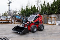 Mini Crawler Track Skid Steer Loader with EPA in Stock