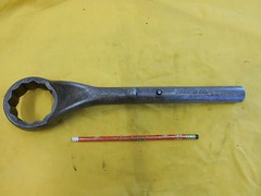 BLUE POINT X-700 OFFSET BOX END WRENCH single stub 2-3/16″ 12pt x 1″ shank