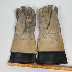 1967 CHARCO Rubber Lineman Gloves w/Allied B-11 Leather Protectors Display Only