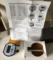 Cole Parmer 68935-18 Battery-Powered Digital Gauge 0-100.0 PSIG 1/2” MADE IN USA