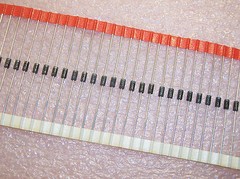 QTY (100) SB160 GENERAL INSTRUMENTS 1A 60V SCHOTTKY BARRIER DIODES DO-204AL