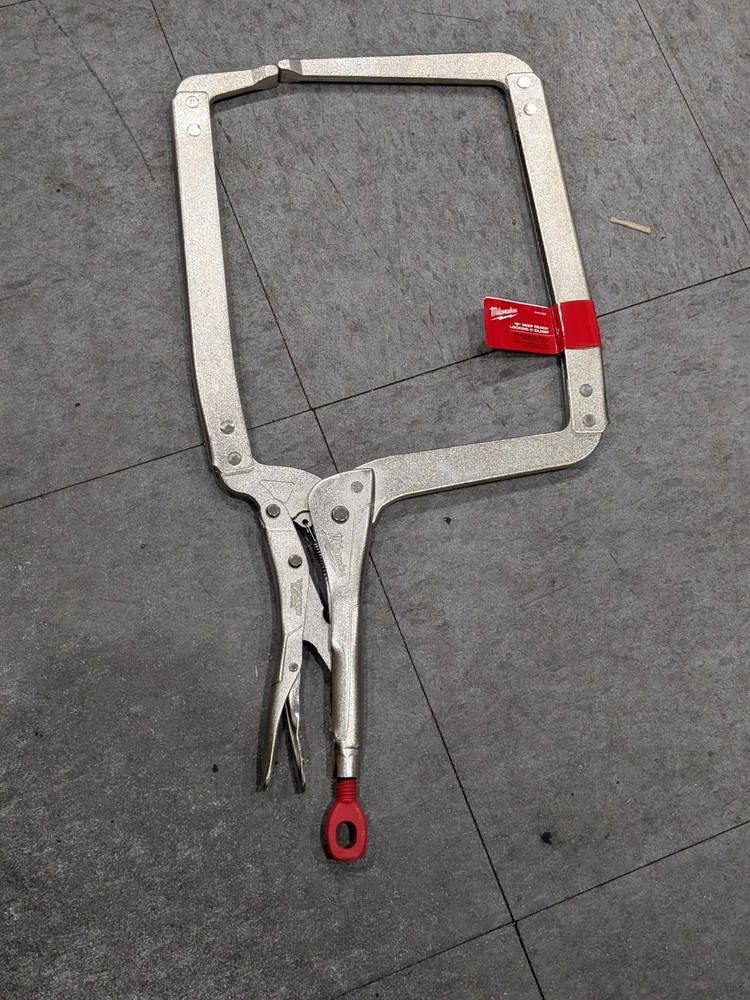 Milwaukee Tool 18″ Deep Reach Locking C-Clamp 48-22-3529