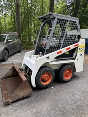 2001 453 BOBCAT KUBOTA DIESEL ENGINE with 988 hours. Text 508-889-6973. Nortn Ma