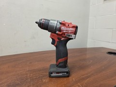 Milwaukee 3404-20 M12 12V Li-Ion Cordless 1/2″ Hammer Drill/Driver