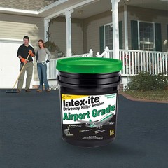 Airport Grade Asphalt Driveway Filler Sealer 4.75 Gal. Cracks Patch Repair