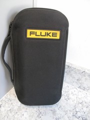 Fluke 377 FC true rms digital handheld clamp meter w/ iflex i2500-18 + bag+leads