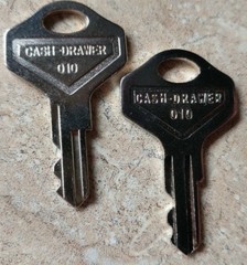 M-S Pair 010 POS Cash Drawer Keys Fits Star NCR Aloha Breadcrumb 010R 010L Locks