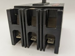 Westinghouse FB3015 Circuit Breaker 15A 3P 600V 4975D71G34 15 Amp 3 Pole Used
