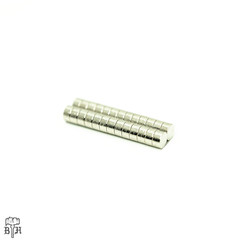 2mm x 1mm 5/64″x1/32″ N52 Strong Rare Earth Neodymium Small Magnet Disc