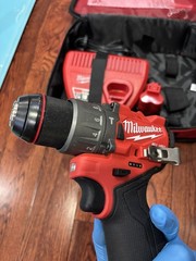 Milwaukee 3404-20 1/2″ M12 Hammer Fuel Brushless Drill Driver Kit With Bag