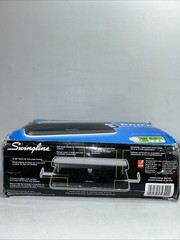 New Swingline 74300 Easy Touch Heavy Duty Hole Punch Open/Damaged Box