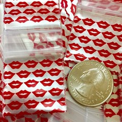 BaggiesSince1987 – 125125 Design Zip Bags 300PCS METALLIC 30DSN MIX, READ DETAIL