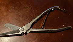 Vintage Pair of Surgical Plaster Cast Shears – Unknown Mark