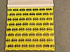 100 SMALL BAGGIES 1515 1.5′ X 1.5′ MINI POLY RESEALABLE BAGS RED SMILEY FACE