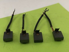 Carbon Brush 1-1/4″long x 7/8″ wide x 3/8″ tall (Lot of 4) similar to #673