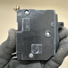 Square D QOB120 20Amp Circuit Breaker – 1Pole – 120/240V 10kA-NNB Freeship
