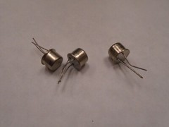 3 PCS. JAN2N2905 CFJ TRANSISTORS MADE IN HONG KONG A480
