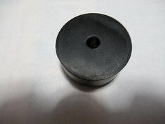 4 Very Large 1 1/2″ Diam Rubber Bumpers with Embedded Washer Rubber Feet CT103