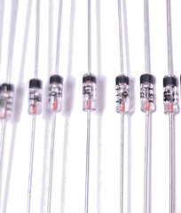 LOT OF 20 1N270 Germanium Diodes 100V 500mA BY ITT. FREE SHIPPING IN THE U.S