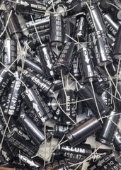 NEW AXIAL ELECTROLYTIC CAPACITORS VARIOUS SIZES 25 PACKS