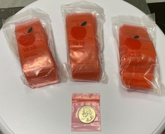 300 Quality 1515 APPLE BRAND Baggies 1.5″ x 1.5″ Reclosable Zipper Bags RED