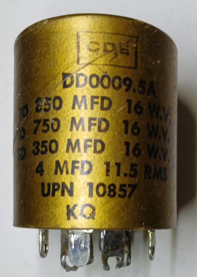 CDE Multi‑Range Capacitor DD0009.5A – 4 Sections – Paper/Cardboard – Tested