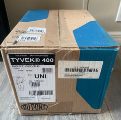 Box of 100 pcs DuPont Tyvek 400 Boot Cover TY454SWH00010000 White Universal Size