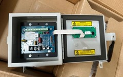 Leviton 1K240-1SW Series 1000 120/240V 100A 1P3W Indoor Kit 2 Solid Core CTs,