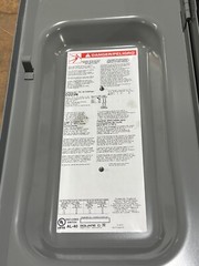 Square D D223N Fusible Safety Disconnect Switch 100A 240VAC 2P Type 1 Enclosure