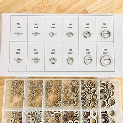 Split Lock and Flat Washer Assortment Set 304 Stainless Steel 400 Piece Silver