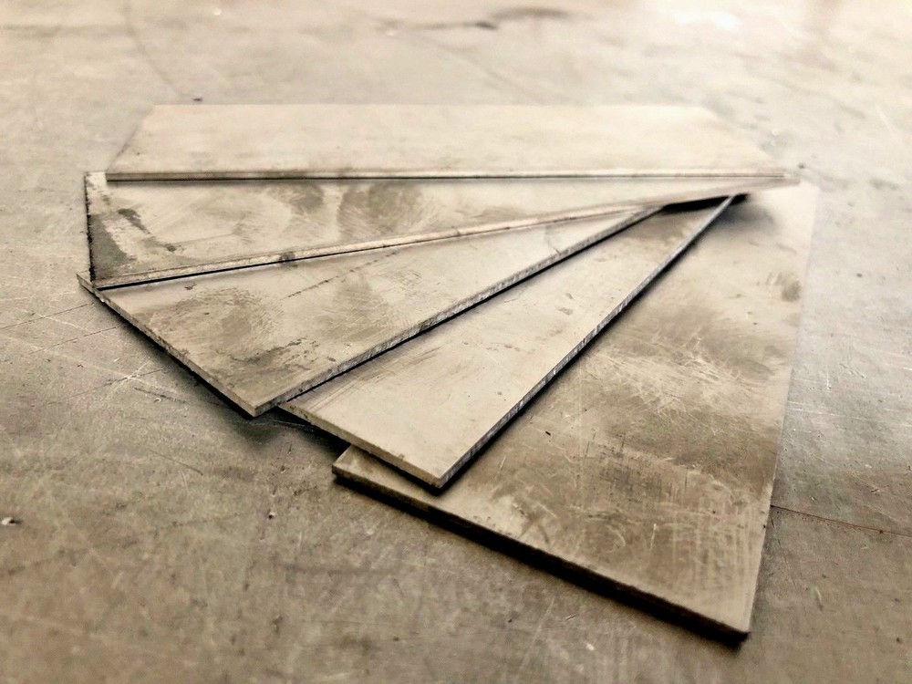 5 Pieces – Titanium Sheet 6AL4V 2″ x 6″ X .032″