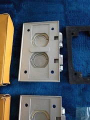 Vintage Lot of 2 HUBBELL 5206 Double Flap Weatherproof Lift Cover Plates Metal