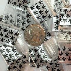 BaggiesSince1987- 5858 ZipSeal DesignBags 1000 METALLIC P, EL CHAPO, 👀Details🔽