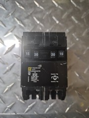 Square D by Schneider HOMT1515220CP 2-15-Amp 1-20-Amp Quad Circuit Breaker